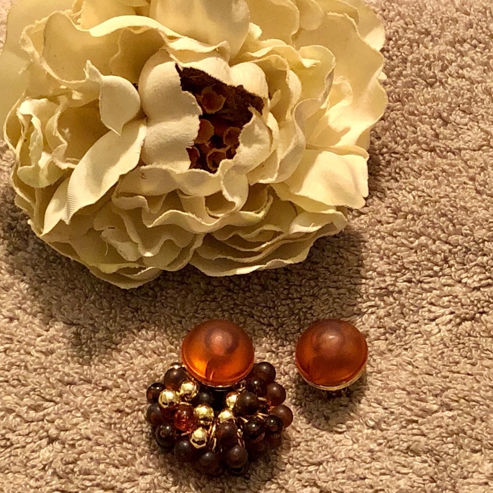 Vintage 2-Way Transformable Brown Gold Toned Beads ClipOn Earrings